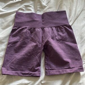 NVGTN size XS seamless pro shorts !